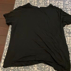 Large Plain Black Flowy Tee